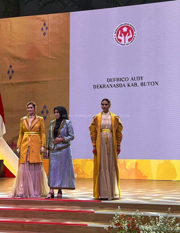 Kain tenun Buton Tampil pada Krya Nusa