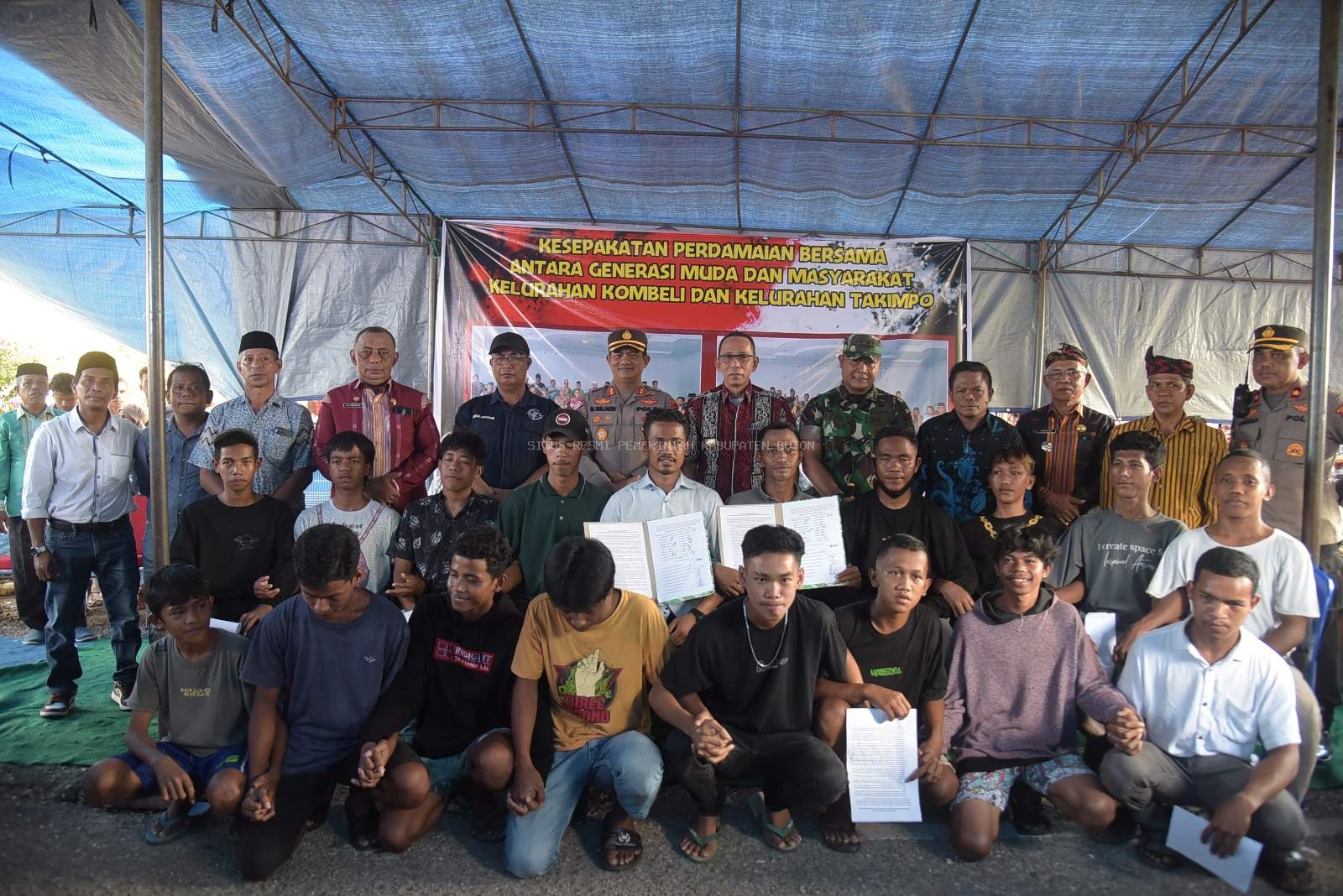 Generasi Muda dan Masyarakat Kelurahan Kombeli dan Kelurahan Takimpo Lakukan Deklarasi Damai