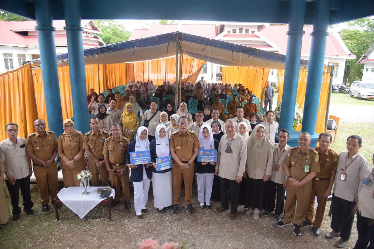 Pj. Bupati Buton Harapkan Lulusan Poltekes dapat Bekerja di Negara Maju