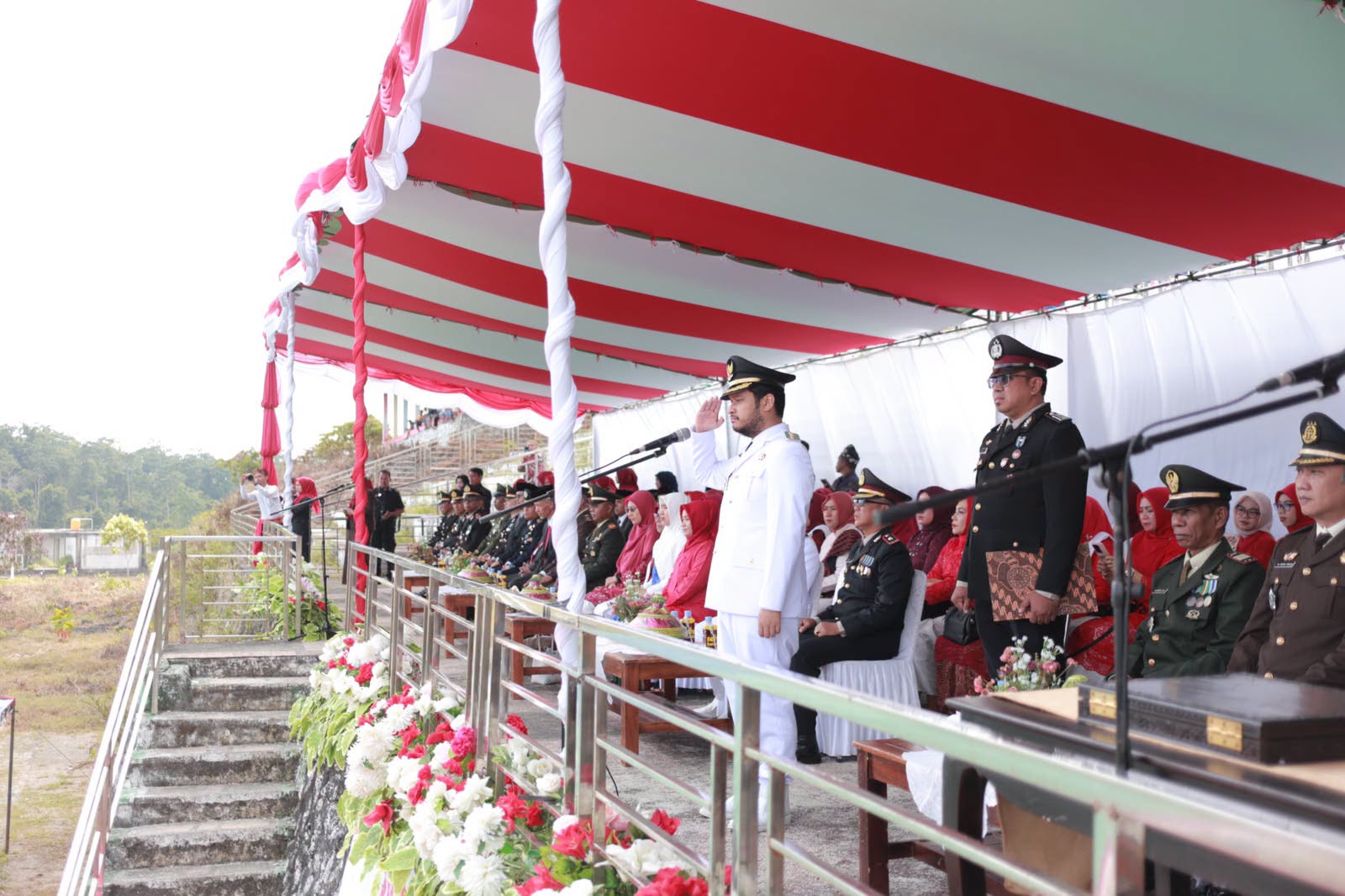 Bupati Buton Pimpin Upacara HUT ke- 81 RI